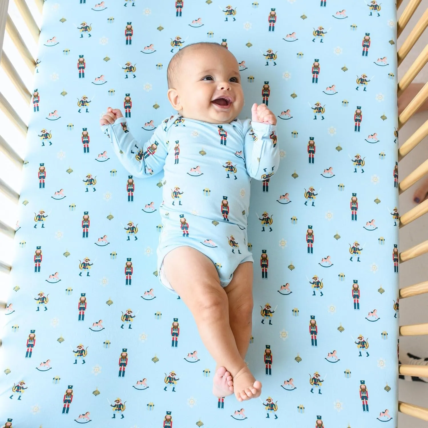 KYTE BABY Soft Bamboo from Rayon Long Sleeve Unisex Bodysuit, 0-24 Months