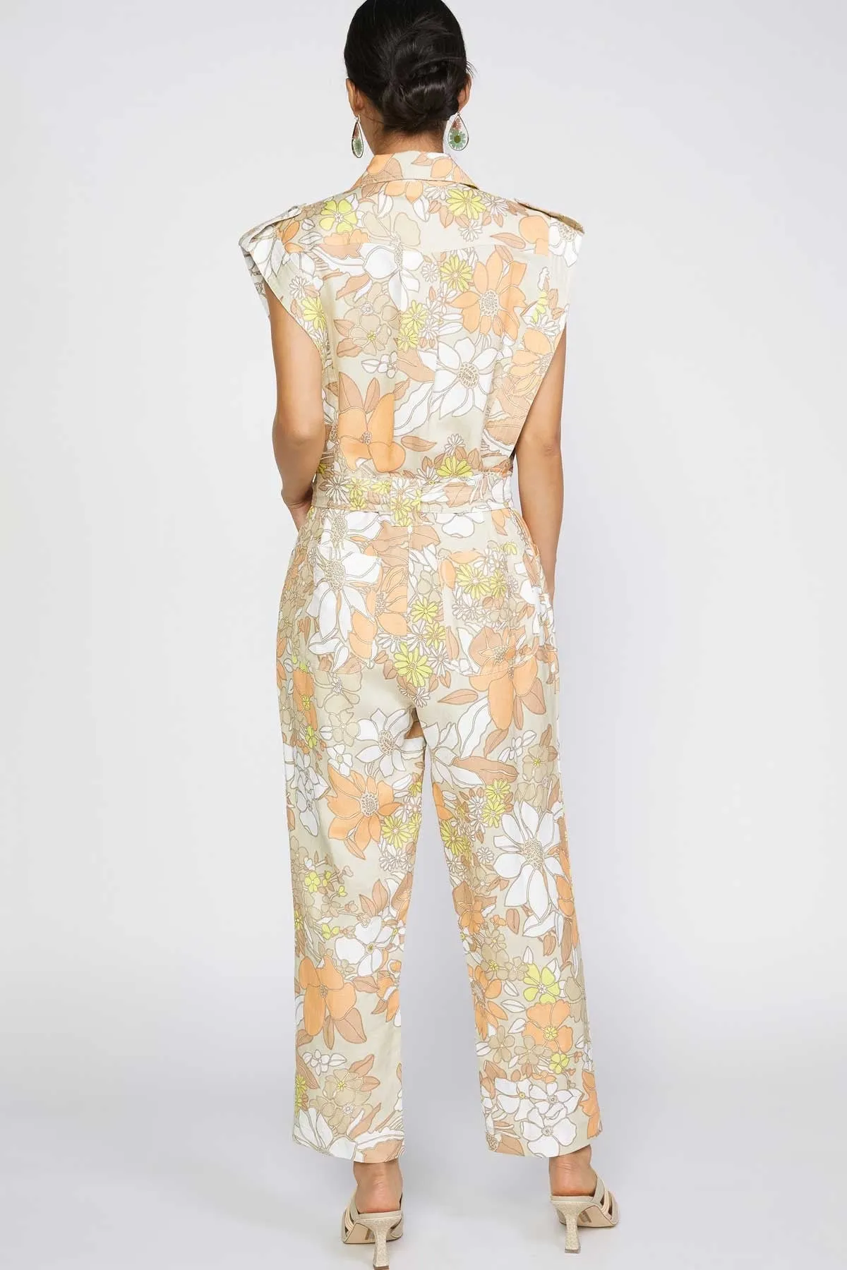 Sand Floral Mlt Floral Printed Sleeveless Button Down Jumpsuit